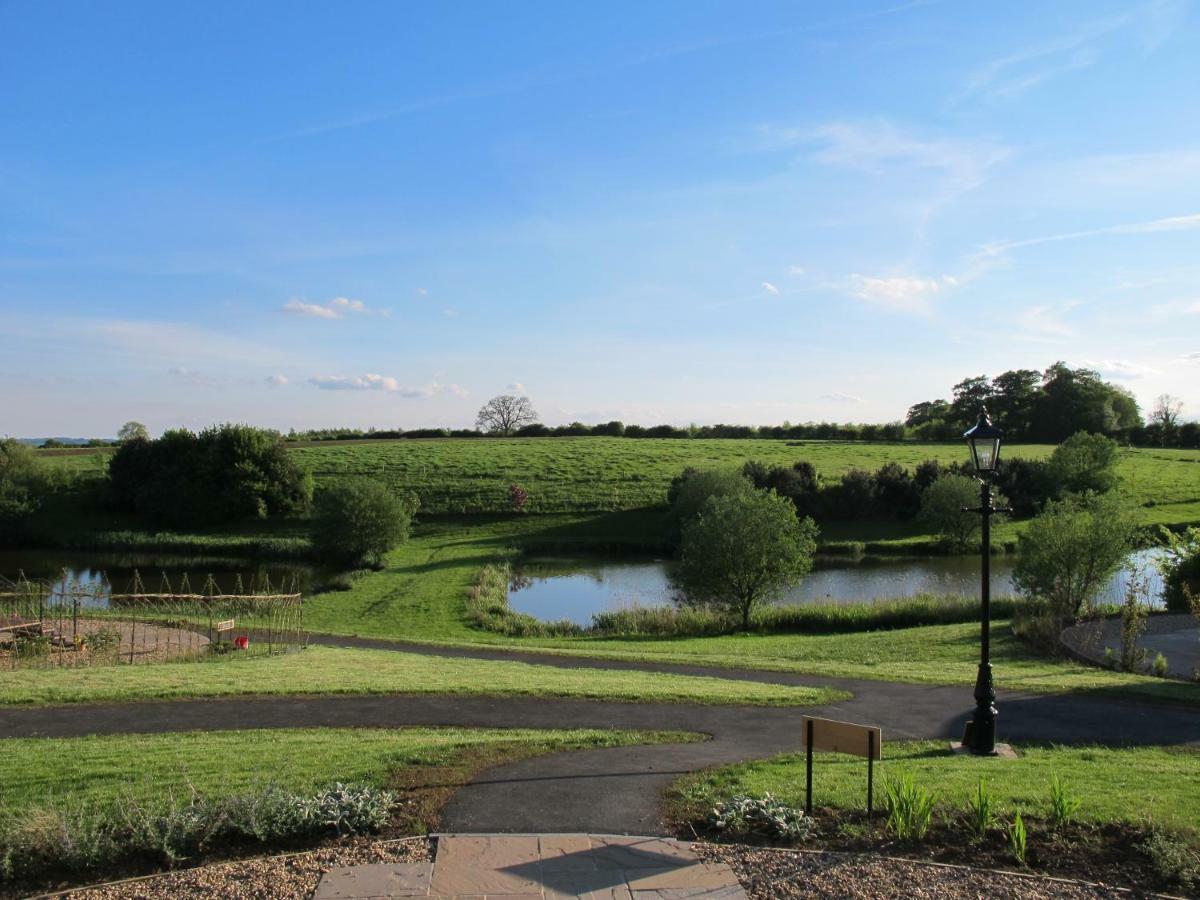 Вилла Fair Farm Hideaway Waltham on the Wolds Экстерьер фото