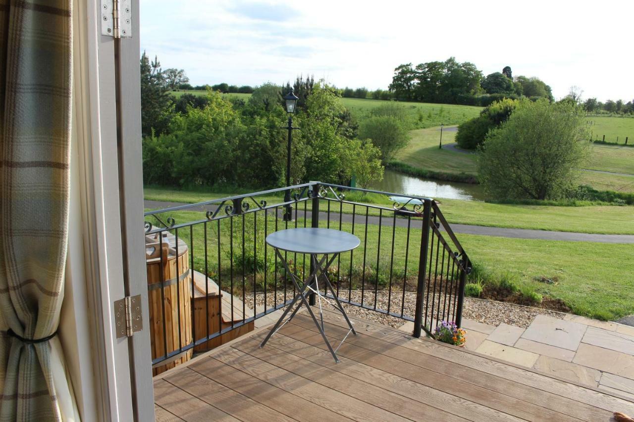 Вилла Fair Farm Hideaway Waltham on the Wolds Экстерьер фото